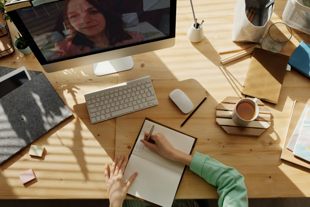 Virtuelle Assistenz für Social Media: Wie du Unternehmen online zum Erfolg verhilfst