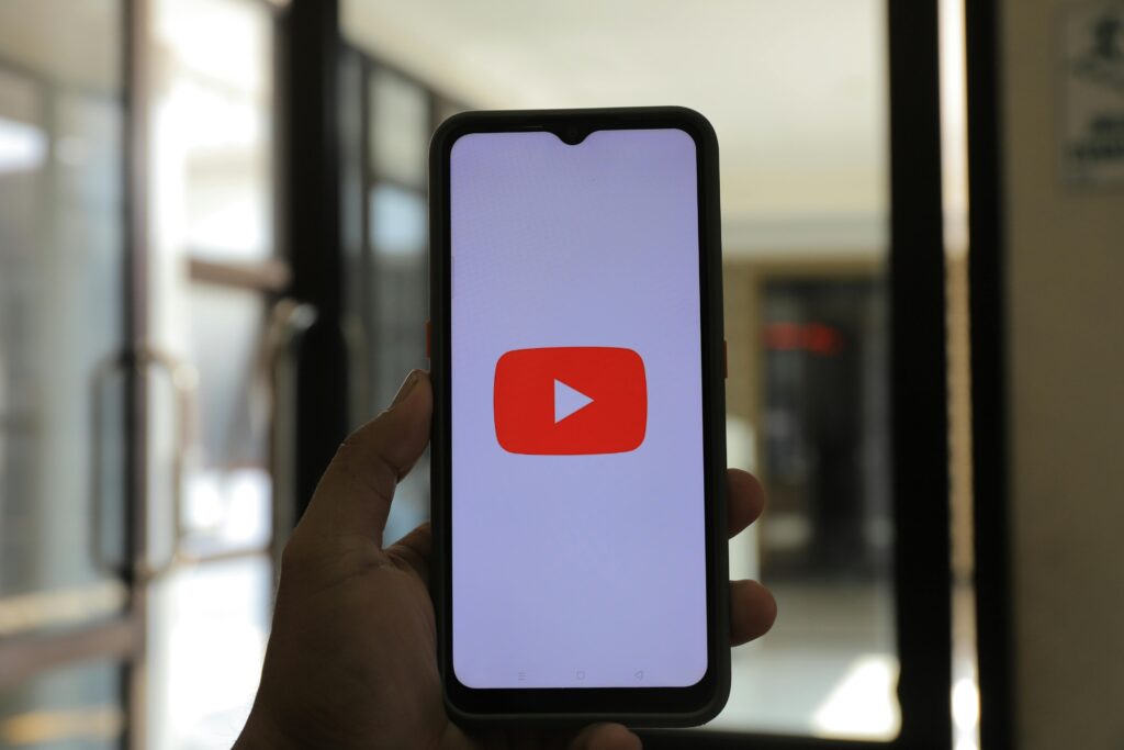 18 YouTube-Tipps, um deinen Kanal 2025 wachsen zu lassen